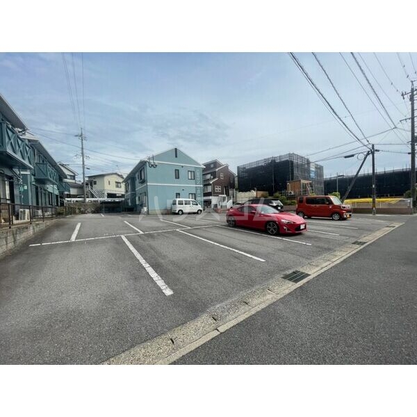 17/27 駐車場