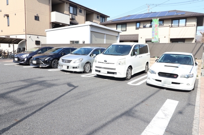 17/26 駐車場