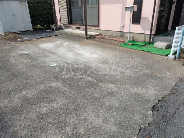 21/23 駐車場