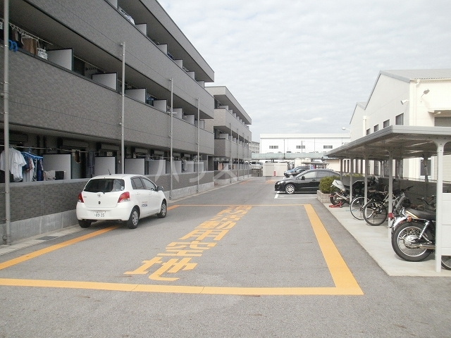 3/13 駐車場