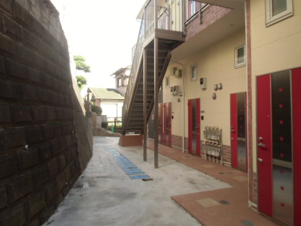 22/30 エントランス