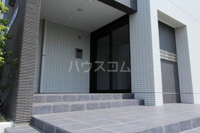 21/24 エントランス