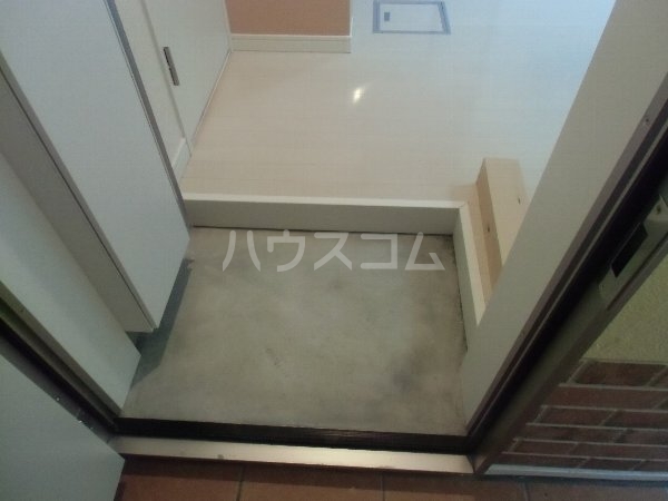 22/29 エントランス