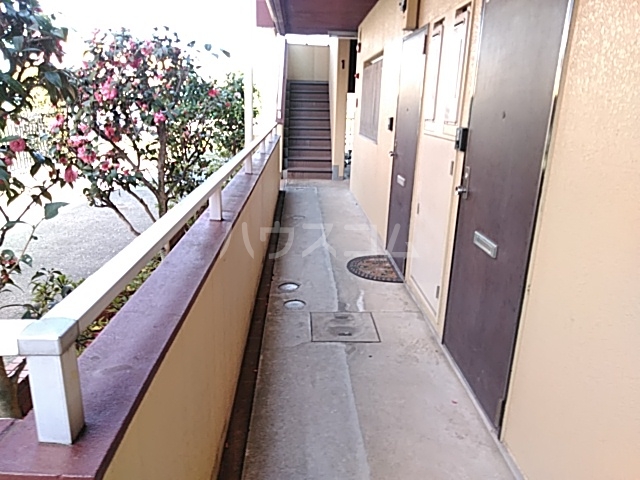 21/21 エントランス