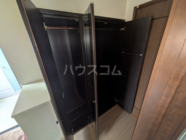 13/30 収納