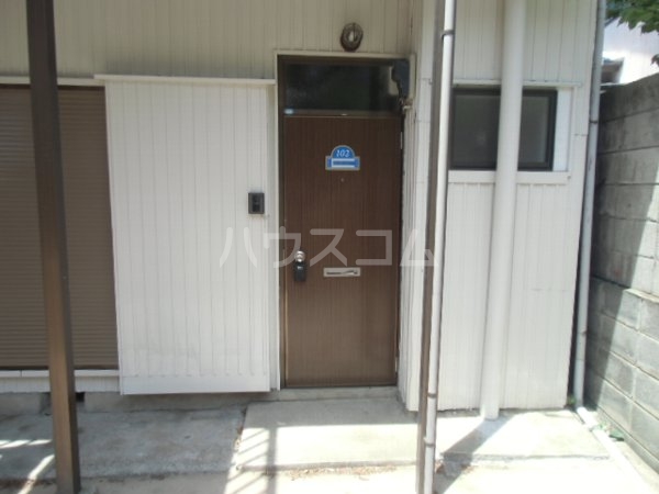 22/24 エントランス