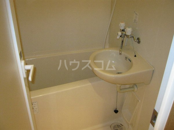 20/30 洗面