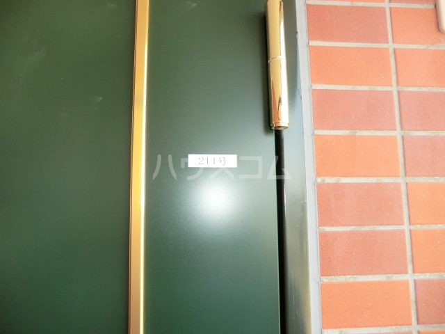 20/27 エントランス