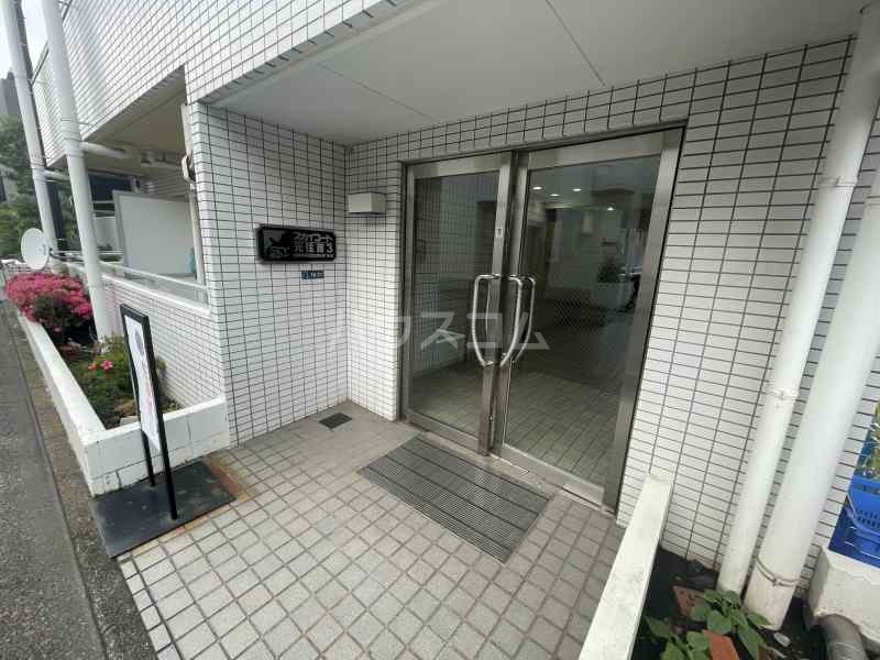 21/26 エントランス