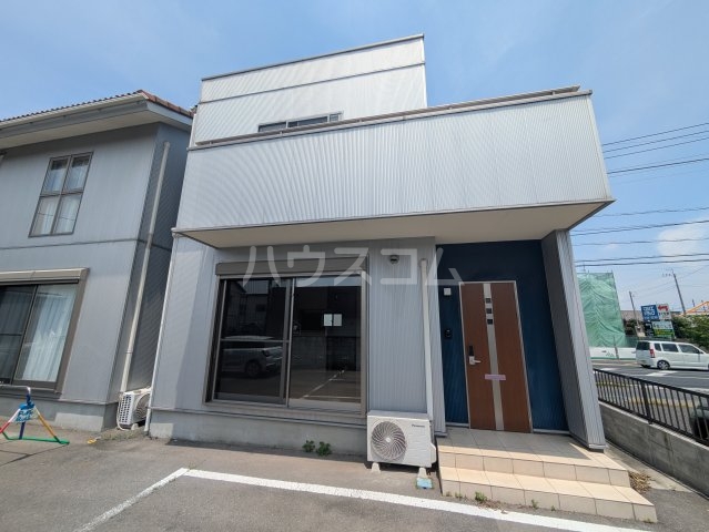 2/4 エントランス