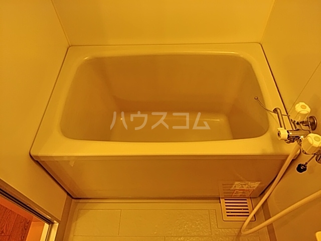 14/30 浴室