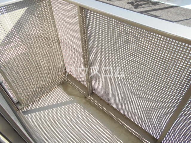 23/28 バルコニー