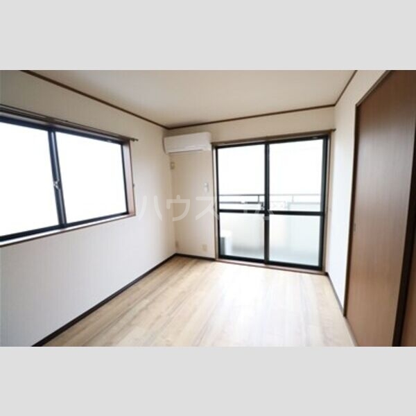 2/11 リビング/ダイニング