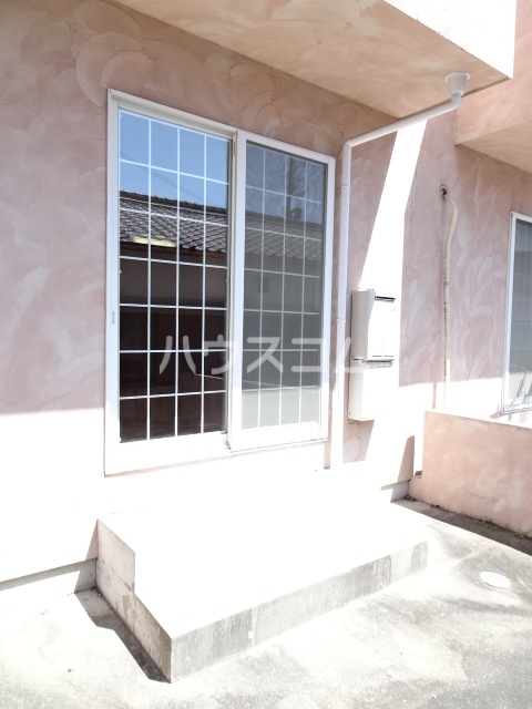 25/30 エントランス