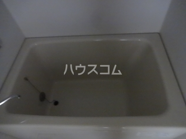 16/30 浴室