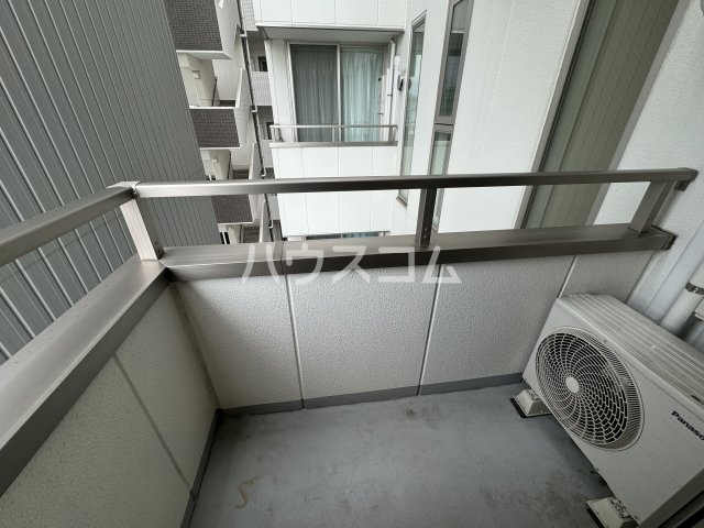 21/30 バルコニー