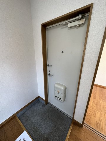 13/30 玄関