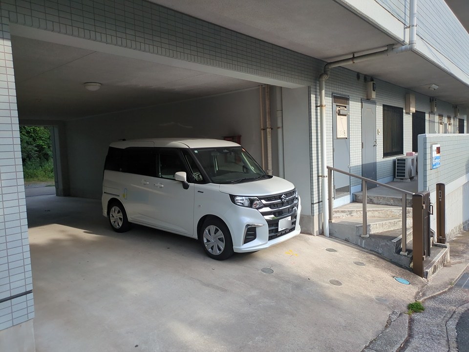 2/3 駐車場
