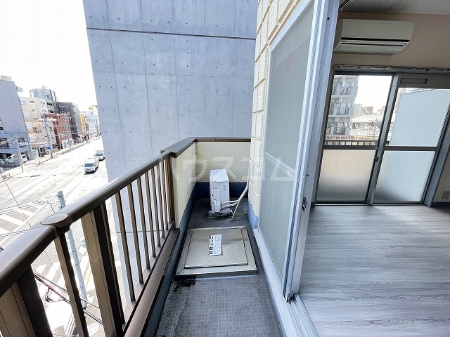 15/26 バルコニー