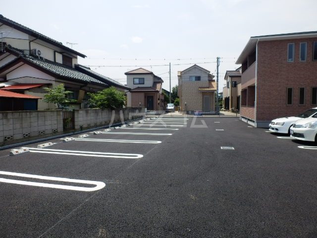 15/20 駐車場