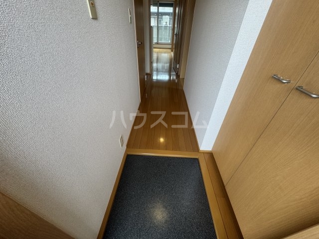 14/30 玄関