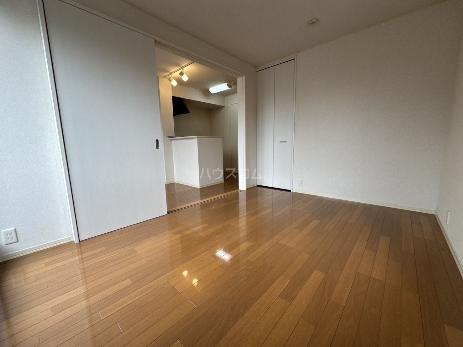 14/30 室内