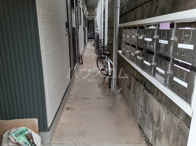 14/14 エントランス