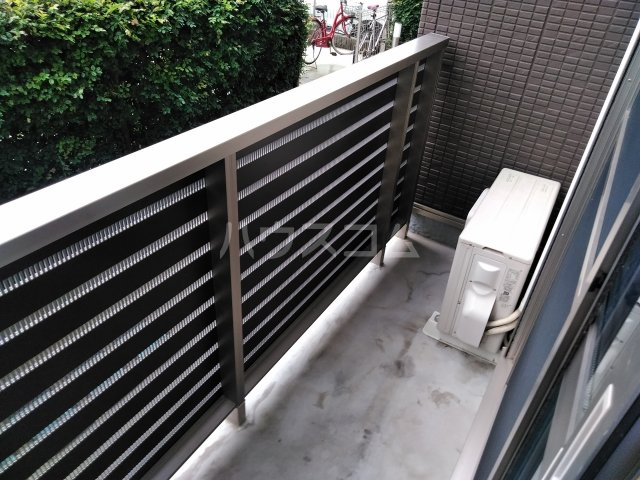 16/25 バルコニー