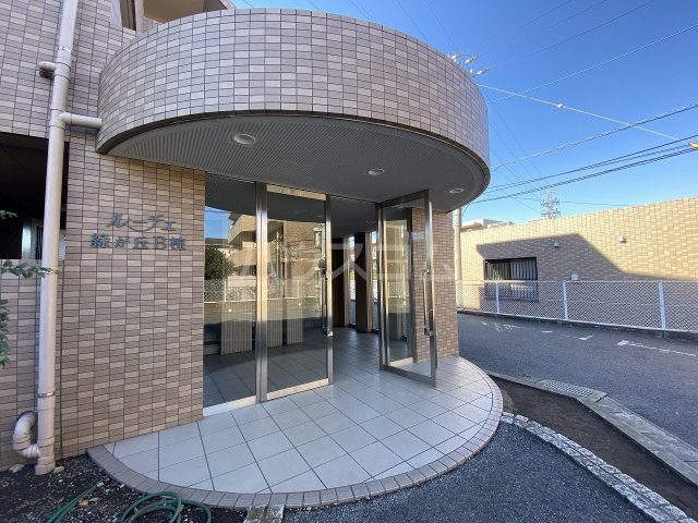 29/30 エントランス