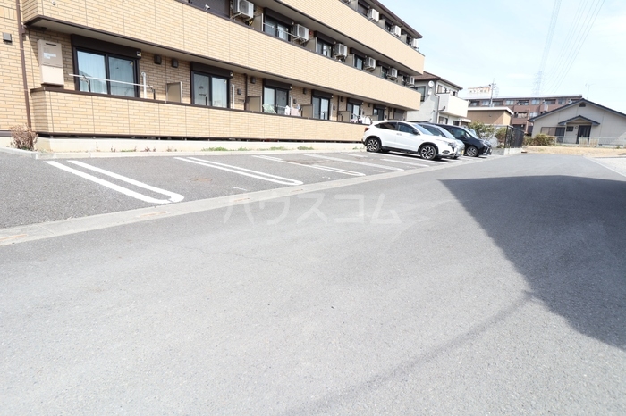 15/24 駐車場