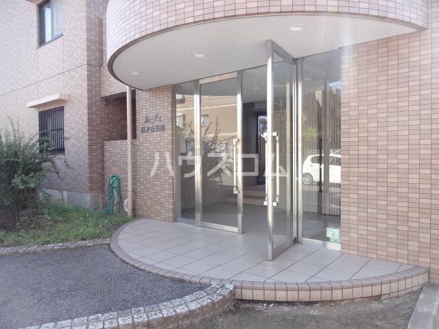 28/30 エントランス