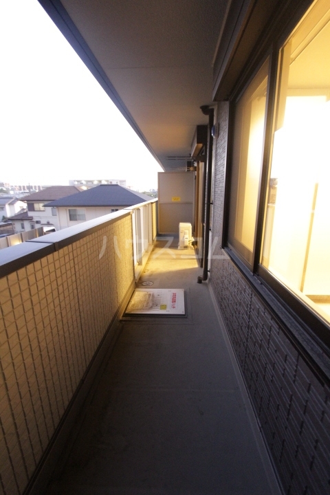 18/30 バルコニー