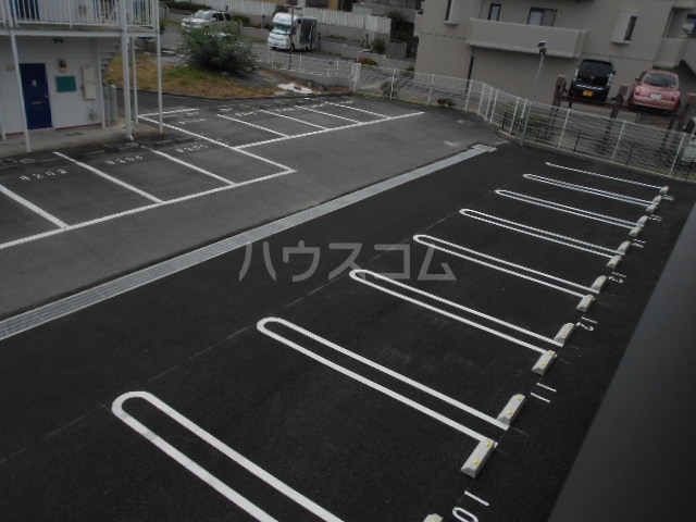 3/5 駐車場