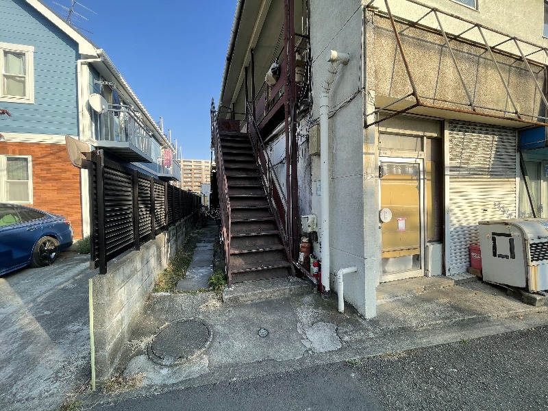 21/29 エントランス