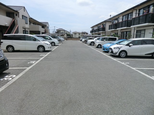 22/30 駐車場