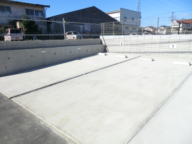 21/30 駐車場