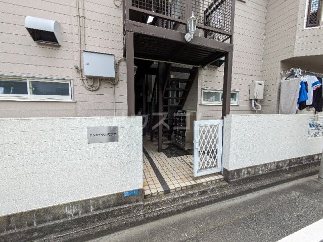 15/18 エントランス