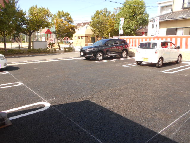 22/22 駐車場
