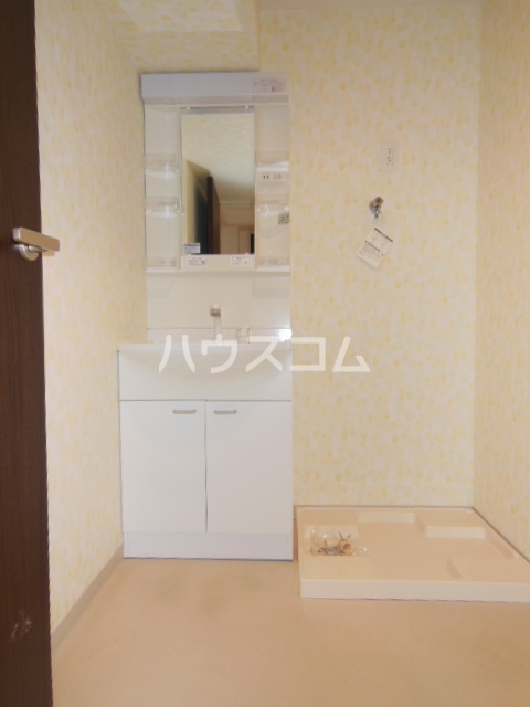 13/30 洗面