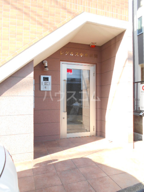 29/30 エントランス