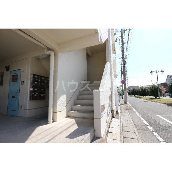 3/7 エントランス