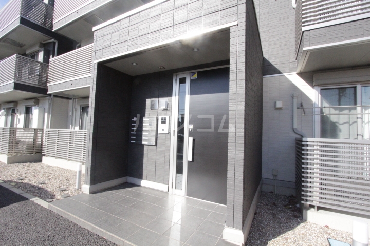 2/8 エントランス