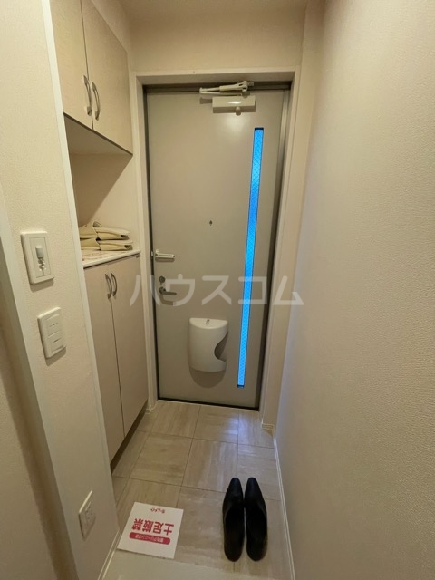 13/30 玄関