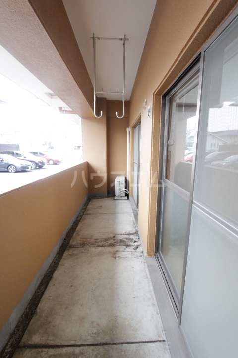 20/30 バルコニー