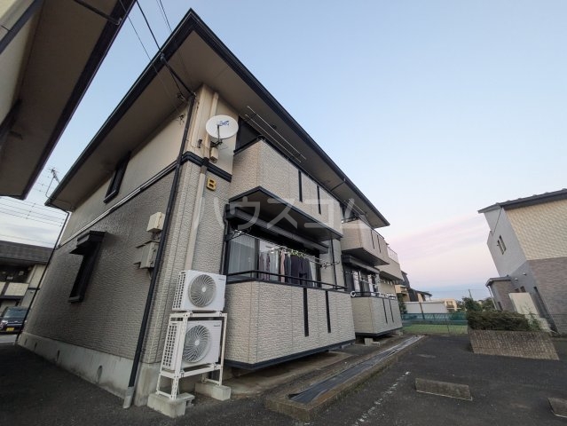 2/4 外観