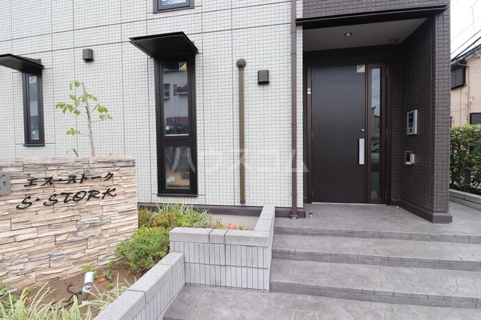 14/17 エントランス