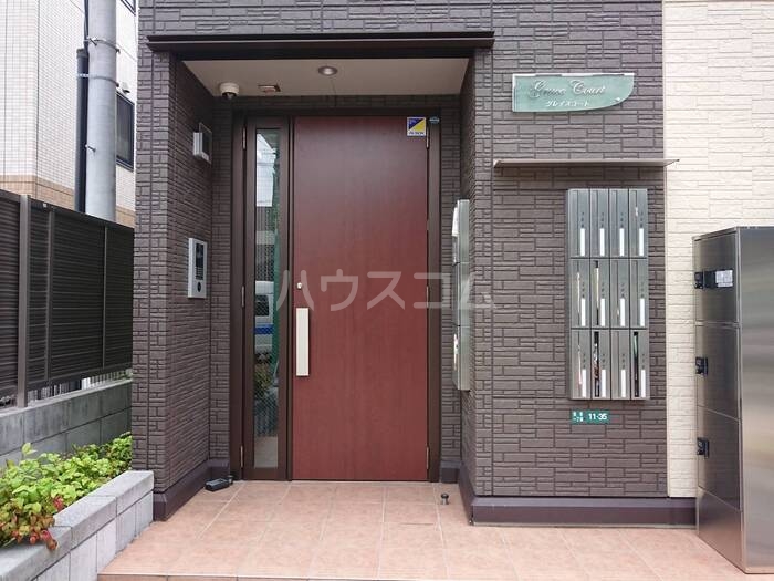 14/23 エントランス