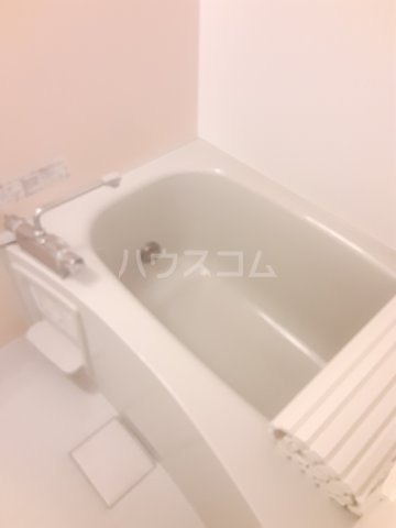 13/30 浴室