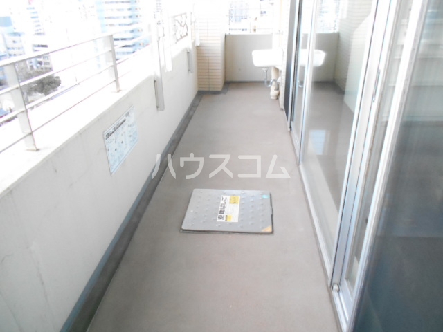 20/30 バルコニー