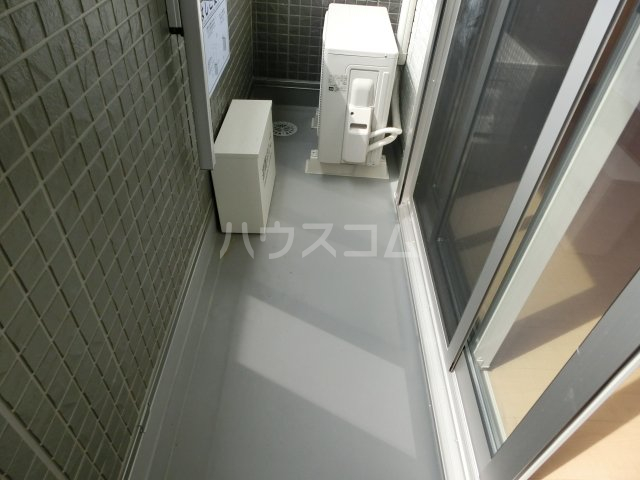 15/28 バルコニー